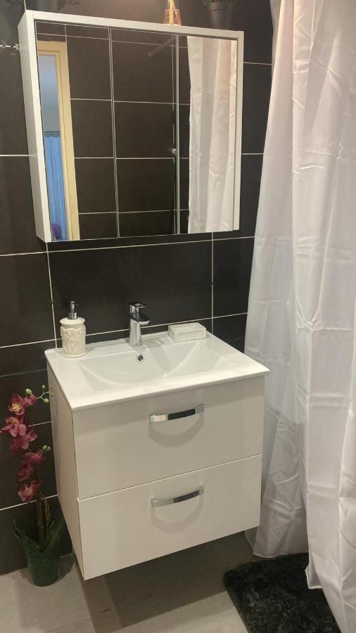 - Carre De Soie En Velin Apartment Vaulx-en-Velin